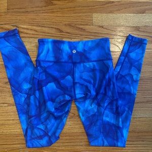 Full length blue patterned leggings CLOSET CLEAROUT. MUST BUY BY MIDNIGHT 8/29!!